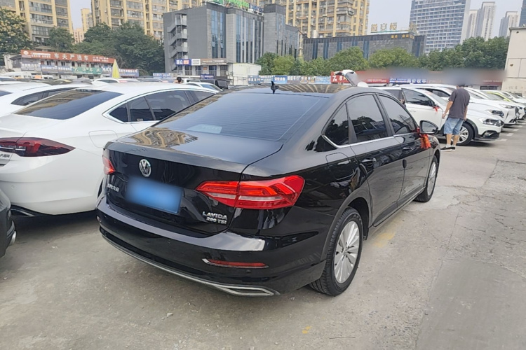 Volkswagen Lavida 2019 #5 Volkswagen Lavida 2019 car image #5