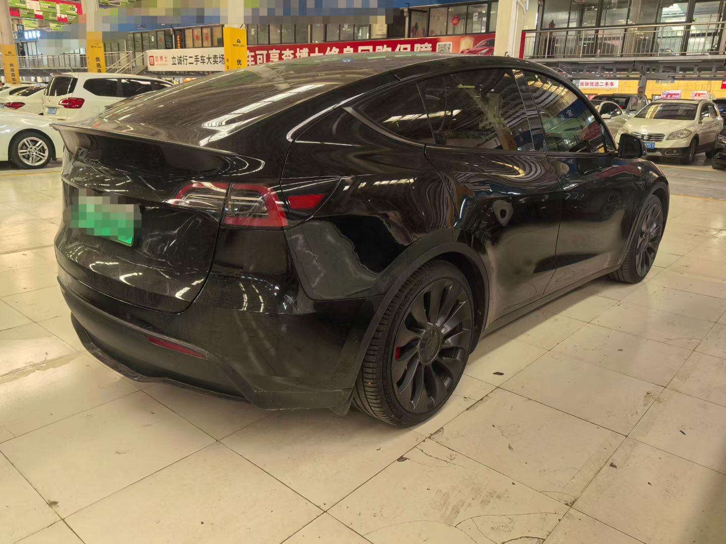 Tesla Model Y 2023 #5 Tesla Model Y 2023 immagine di auto #5