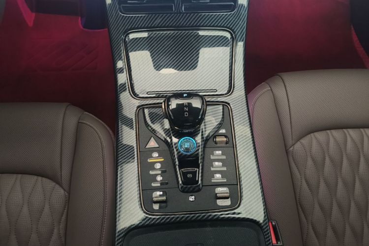 BYD Han 2023 car image #14