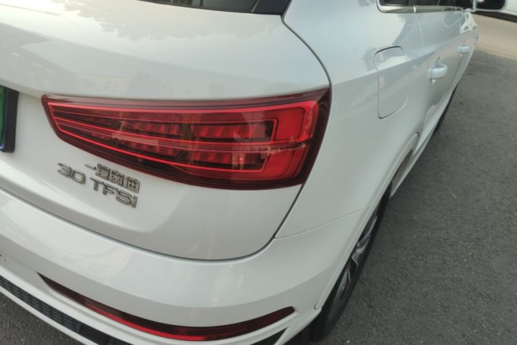 Audi Q3 2019 #8 Audi Q3 2019 car image #8