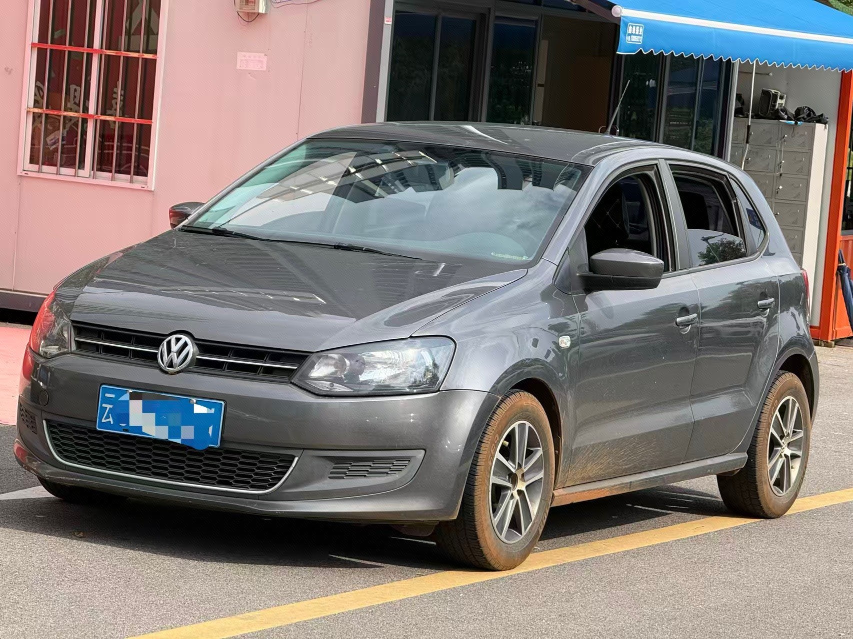Volkswagen Polo 2014 Volkswagen Polo 2014 car image