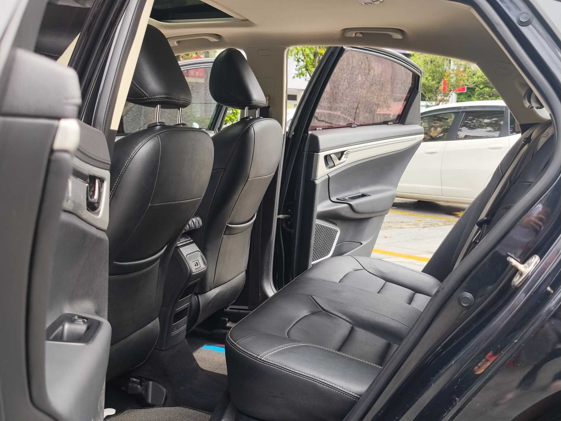 GEELY Emgrand GL 2016 car image #6