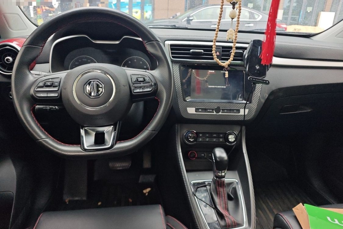 MG ZS 2018 car image #21