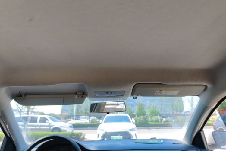 Volkswagen Santana 2019 car image #18