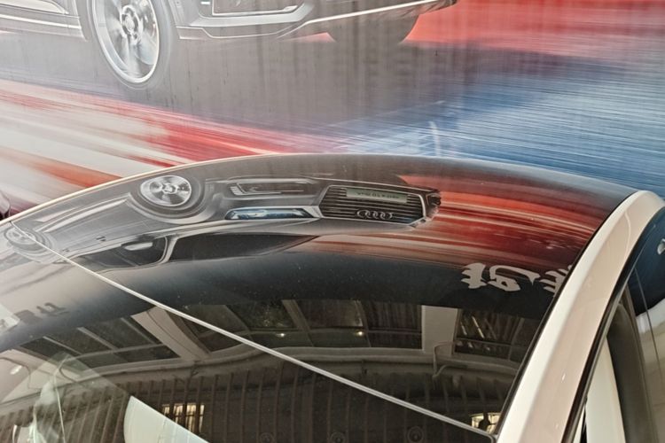 Tesla Model Y 2024 #25 Tesla Model Y 2024 car image #25