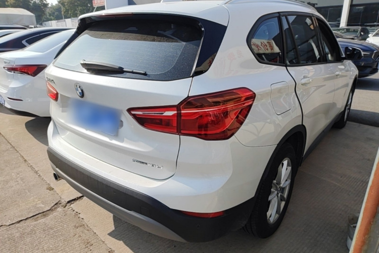 BMW X1 2019 #7 BMW X1 2019 immagine di auto #7