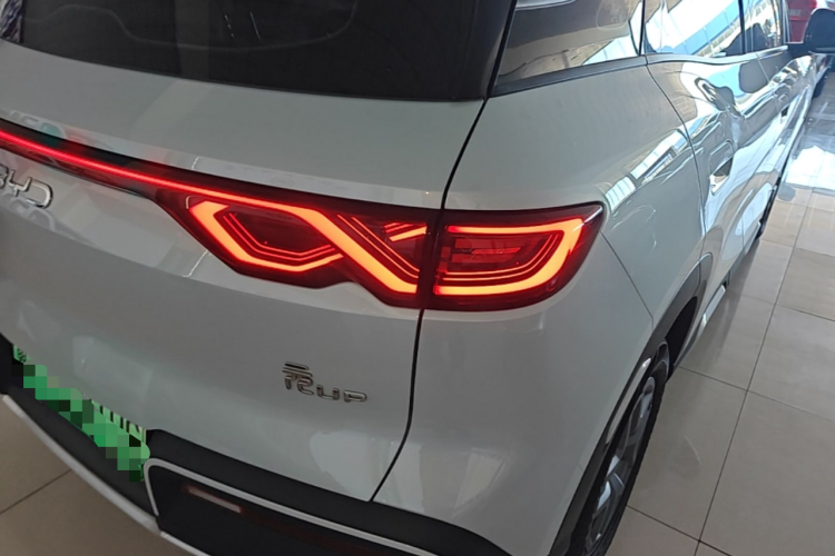 BYD YuanUP 2026 #8 BYD YuanUP 2026 image de voiture #8