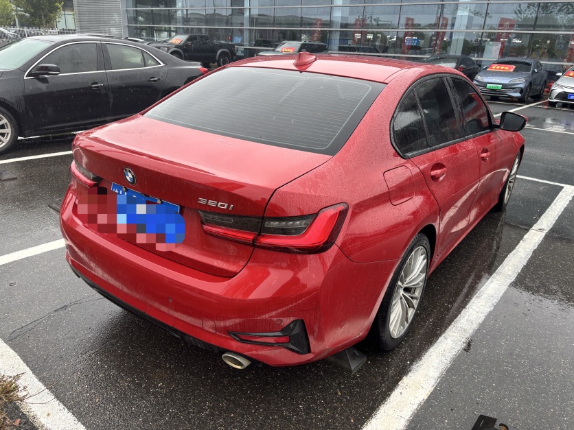 BMW 3 Series 2020 car image #9