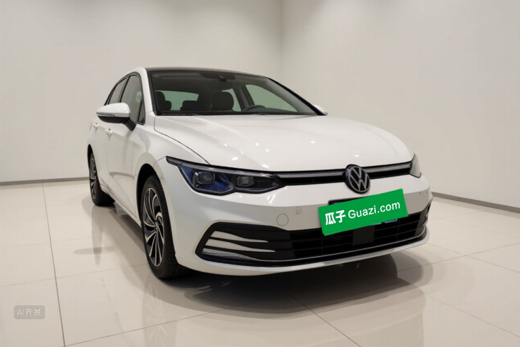 Volkswagen Golf 2021 car image #4