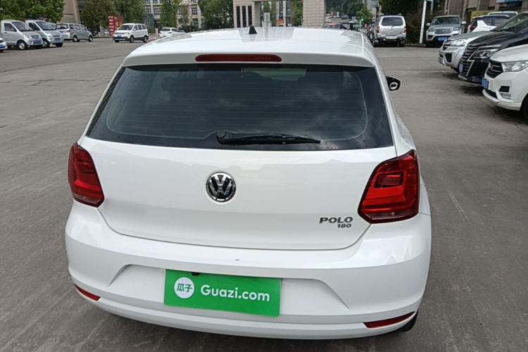 Volkswagen Polo 2019 car image #6