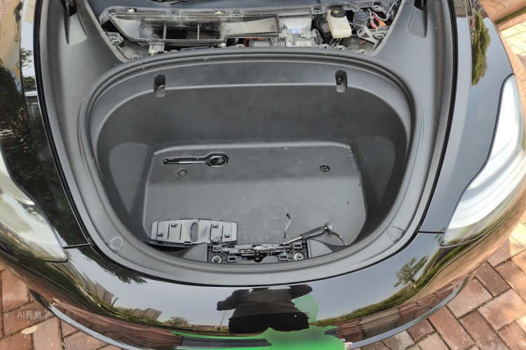 Tesla Model 3 2020 car image #22