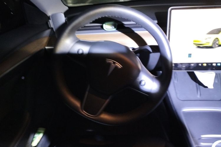 Tesla Model 3 2023 #15 Tesla Model 3 2023 car image #15
