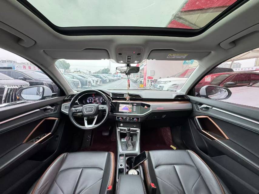 Audi Q3 2019 #6 Audi Q3 2019 car image #6