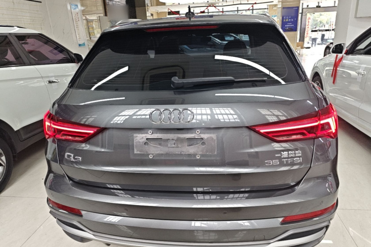 Audi Q3 2021 #6 Audi Q3 2021 car image #6