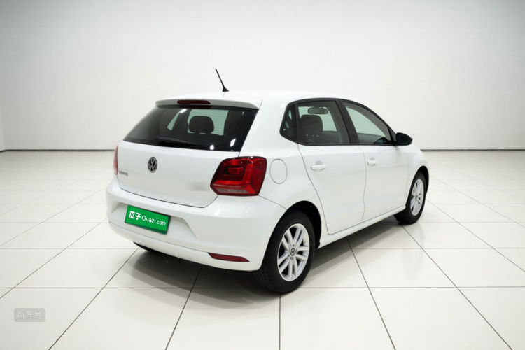 Volkswagen Polo 2016 car image #7