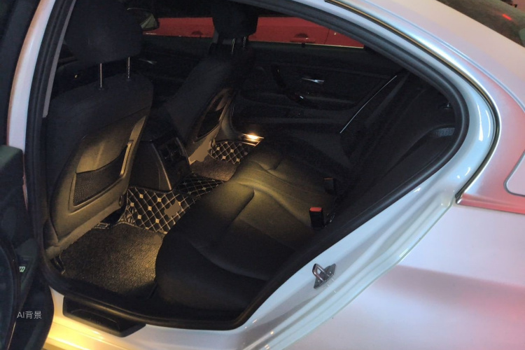 BMW 3 Series 2018 #19 BMW 3 Series 2018 car image #19
