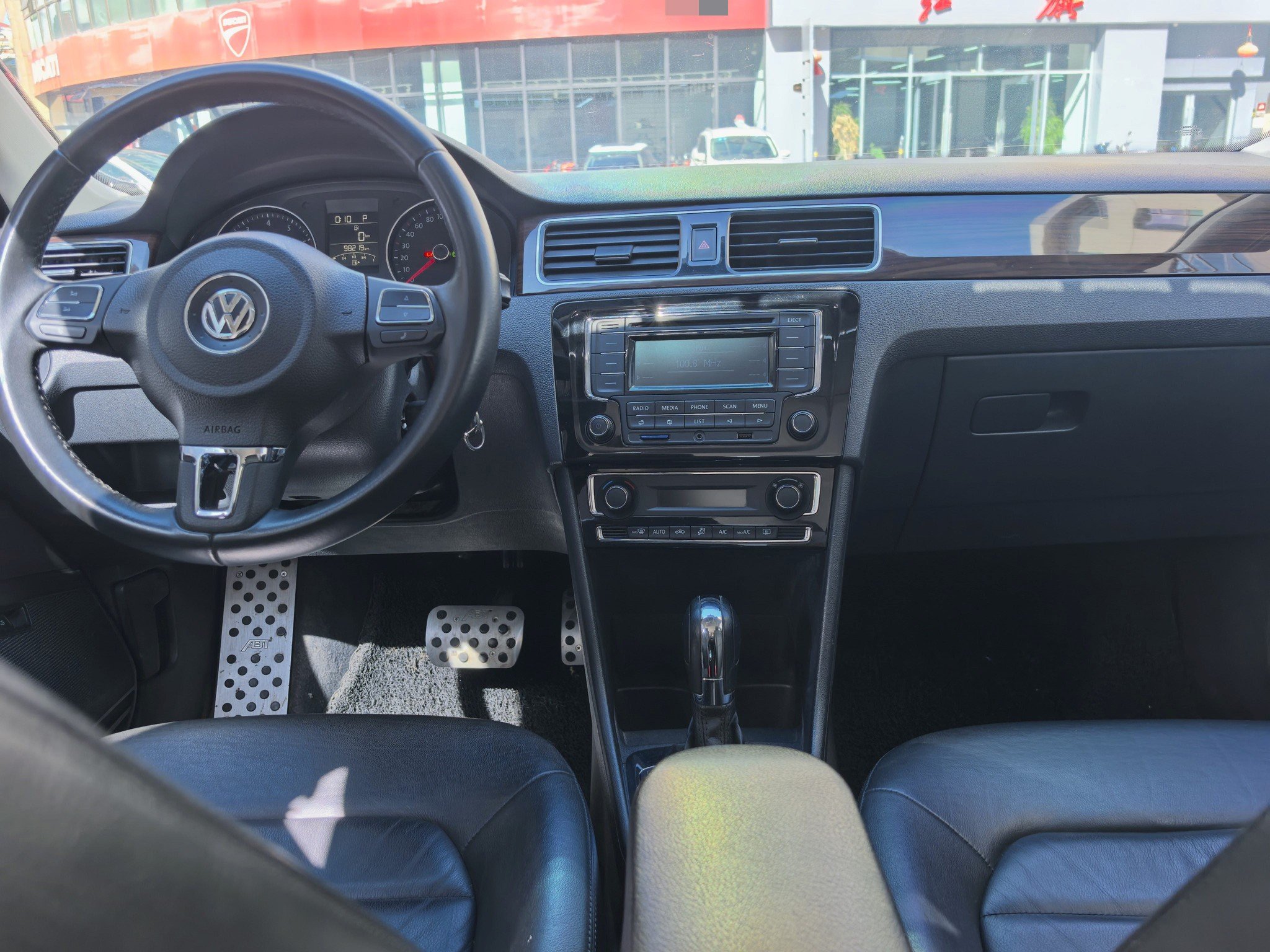 Volkswagen Santana 2014 immagine di auto #3