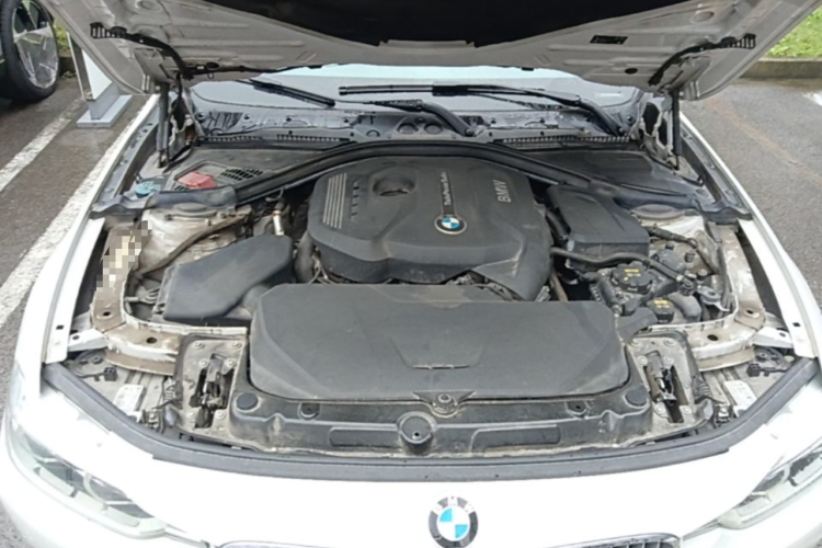 BMW 3 Series 2019 #22 BMW 3 Series 2019 car image #22