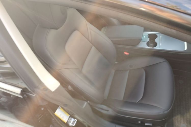 Tesla Model 3 2023 imagem de carro #24