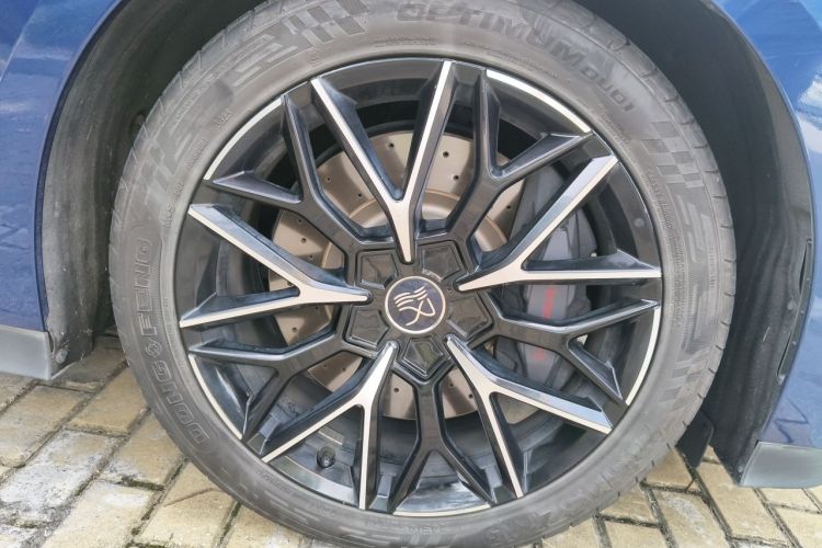 BYD Han 2022 car image #9