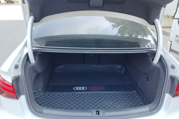 Audi A3 2020 car image #21