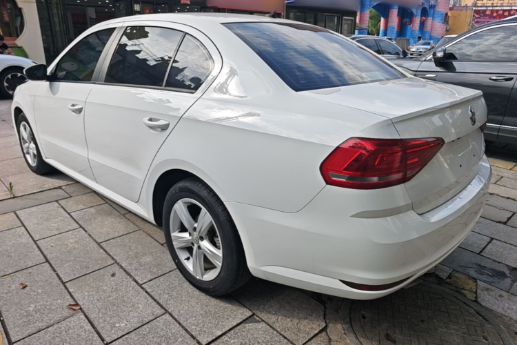 Volkswagen Lavida 2019 #5 Volkswagen Lavida 2019 car image #5