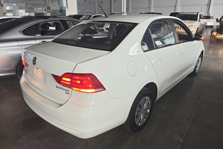 Volkswagen Santana 2018 car image #7