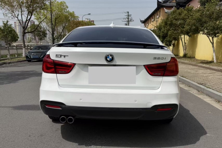BMW 3 Series GT 2019 car image #22