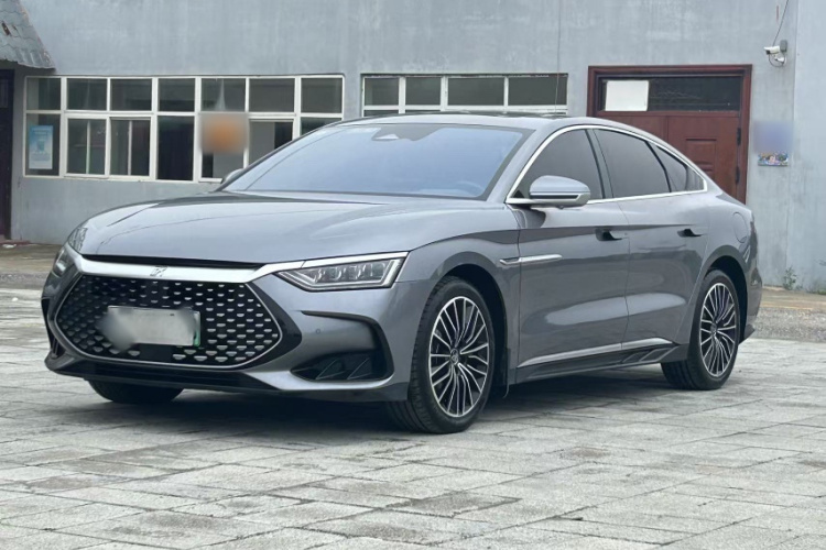 BYD Han 2023 car image #2