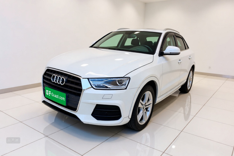 Audi Q3 2017 car image #2