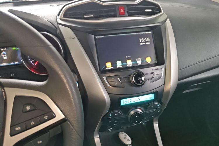 BYD Yuan New Energy 2019 #13 BYD Yuan New Energy 2019 car image #13
