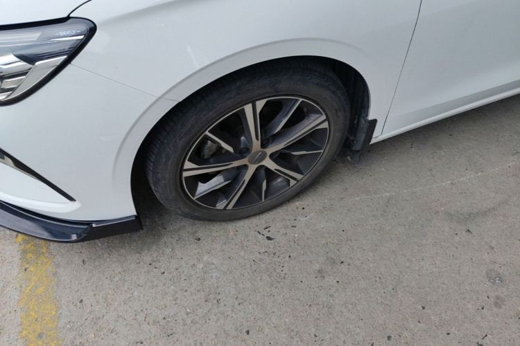 GEELY Emgrand 2022 car image #9