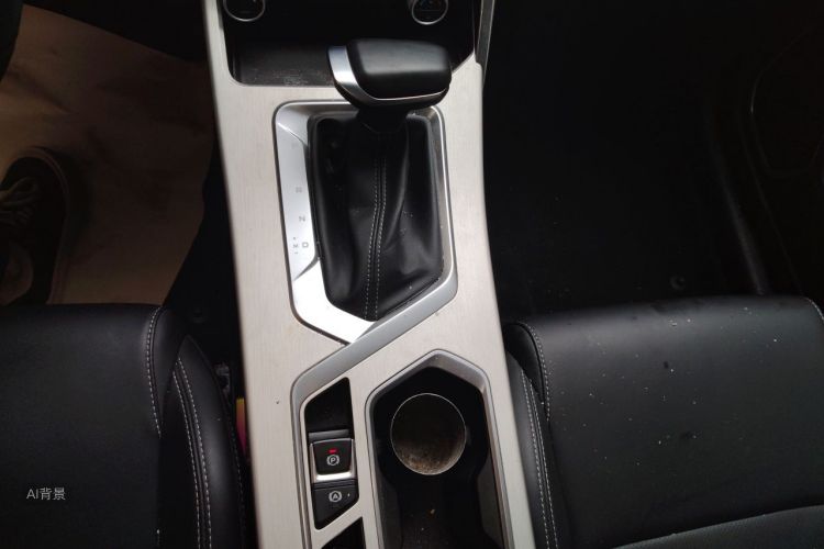 GEELY Coolray 2025 #16 GEELY Coolray 2025 immagine di auto #16