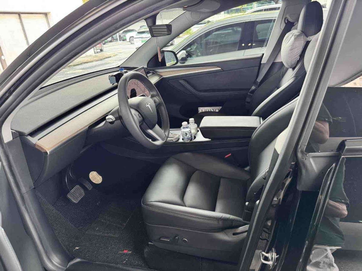 Tesla Model Y 2021 #3 Tesla Model Y 2021 immagine di auto #3