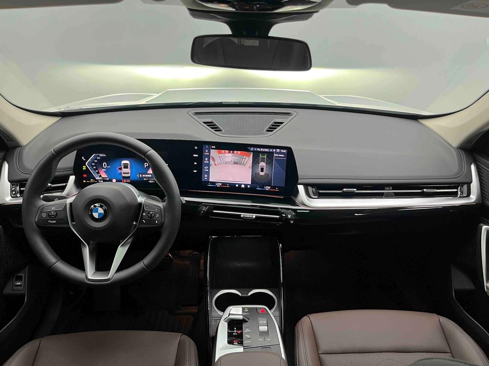 BMW X1 2023 car image #18