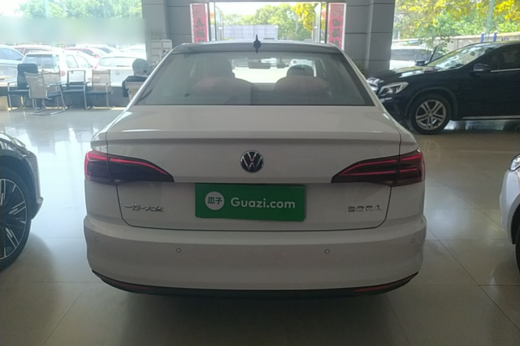 Volkswagen Bora 2022 изображение автомобиля #6
