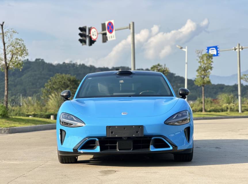 2026 #2 2026 immagine di auto #2