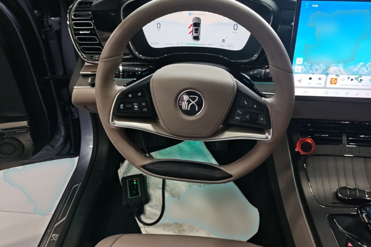 BYD Han 2024 car image #12