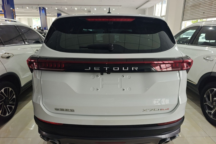 Jetour X70 PLUS 2022 car image #6