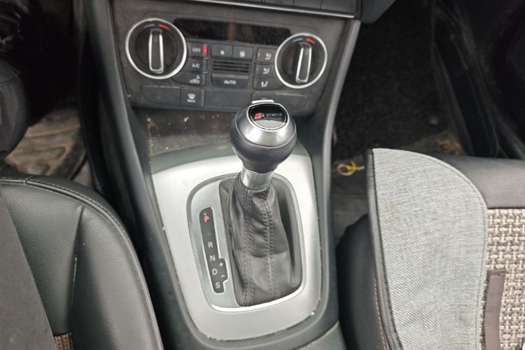 Audi Q3 2016 #16 Audi Q3 2016 car image #16