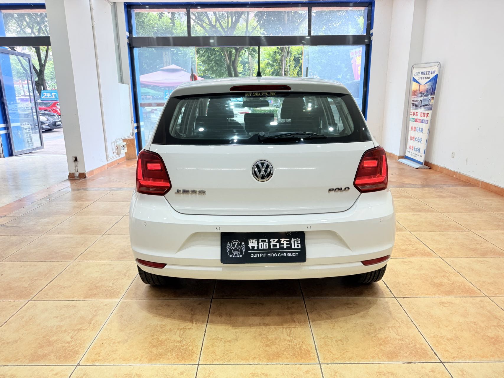 Volkswagen Polo 2014 car image #5