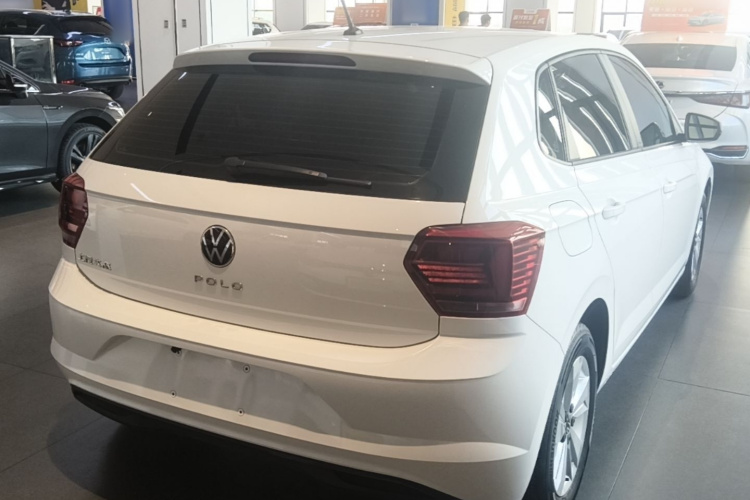 Volkswagen Polo 2023 car image #7