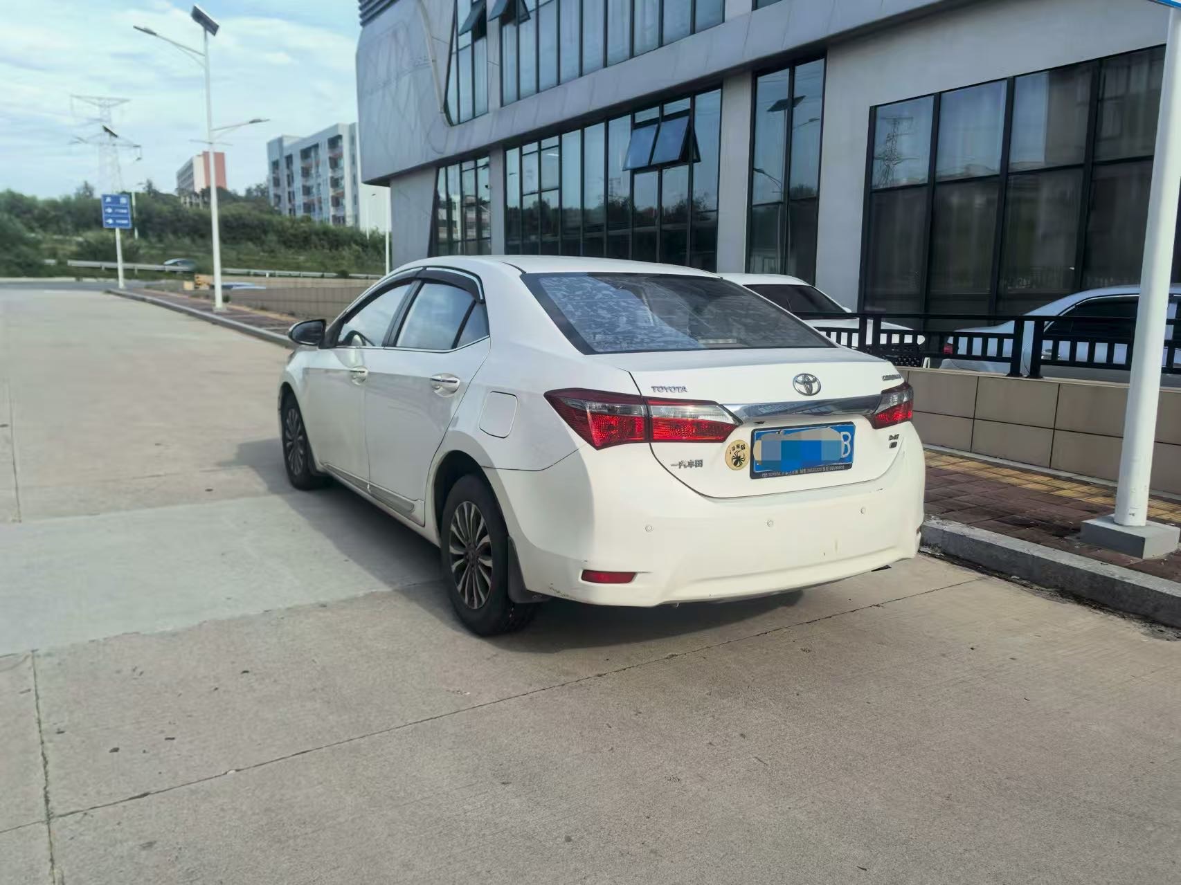 Toyota Corolla 2017 car image #11