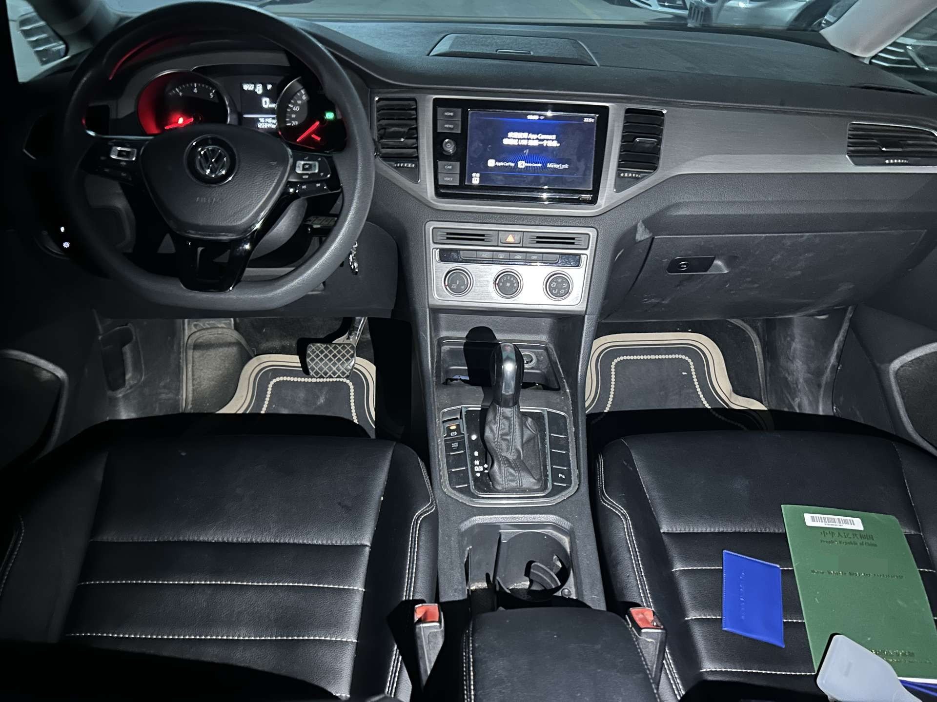 Volkswagen Golf Sportsvan 2018 #6 Volkswagen Golf Sportsvan 2018 car image #6