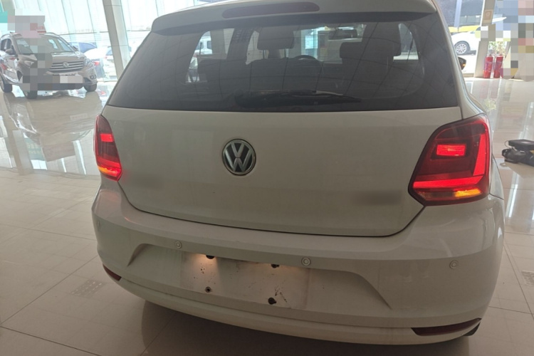 Volkswagen Polo 2018 car image #6