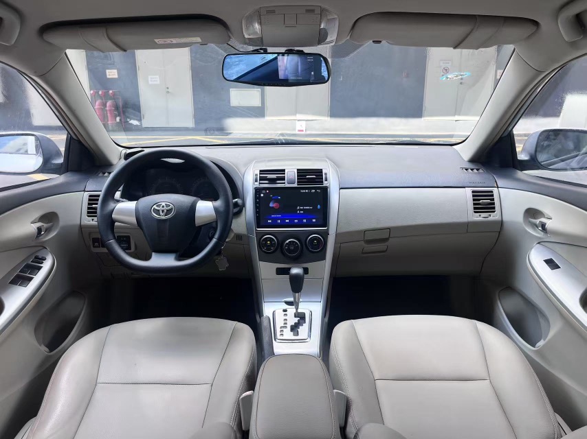 Toyota Corolla 2010 immagine di auto #8
