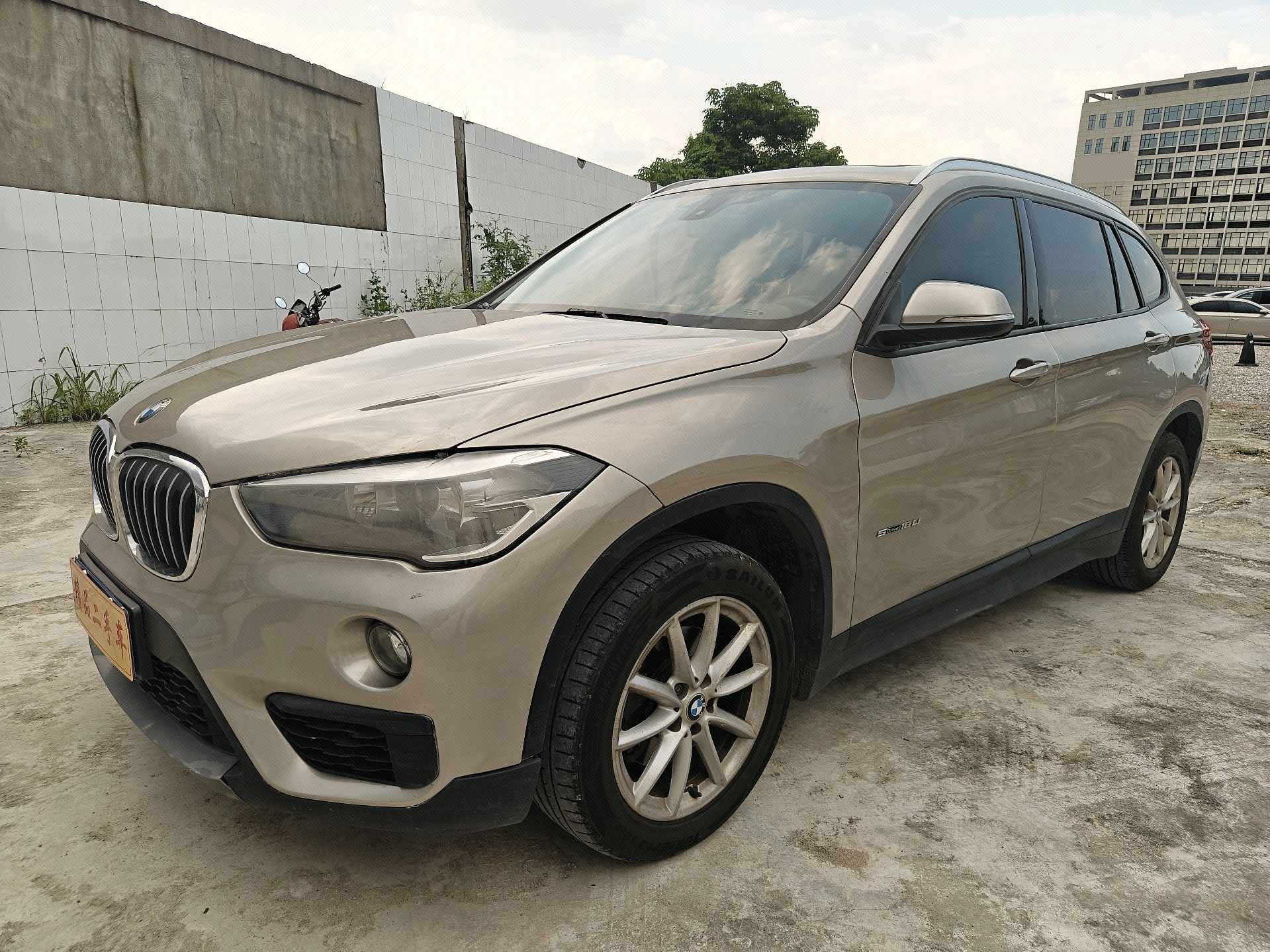 BMW X1 2018 BMW X1 2018 car image