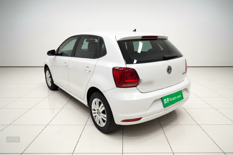 Volkswagen Polo 2015 #5 Volkswagen Polo 2015 car image #5