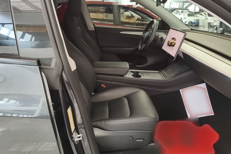 Tesla Model Y 2024 #24 Tesla Model Y 2024 car image #24