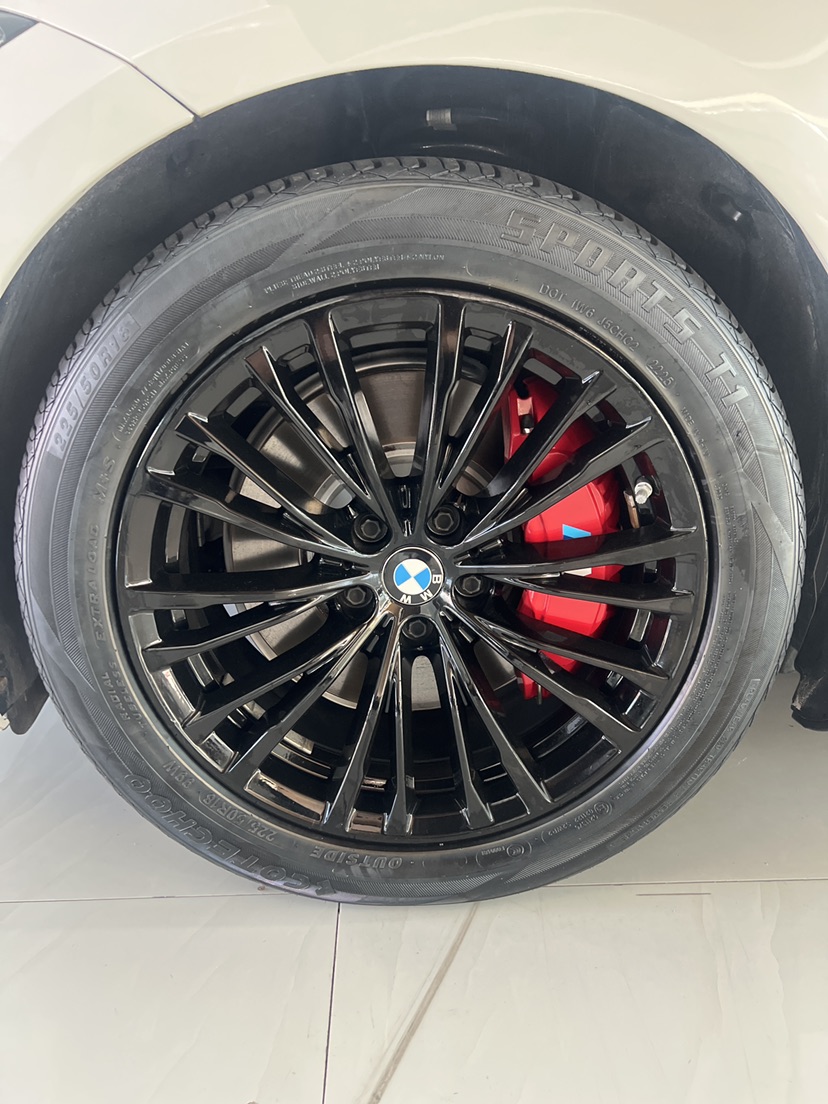 BMW i3 2023 car image #3